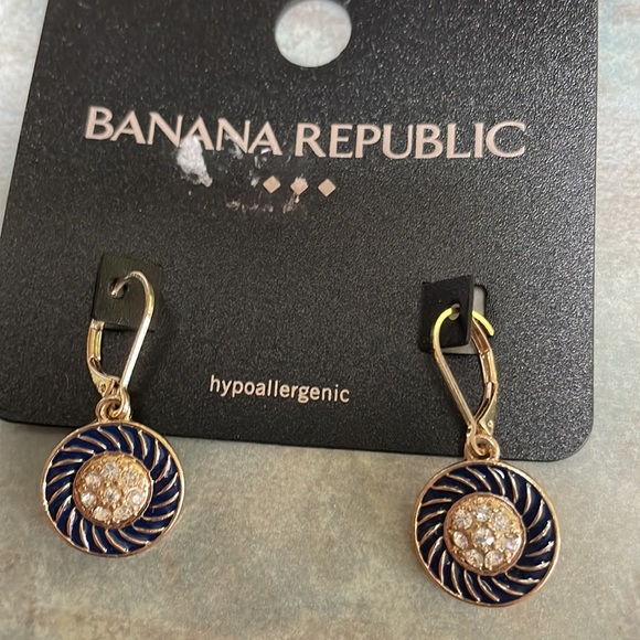 Banana Republic Factor earrings - Picture 8 of 8